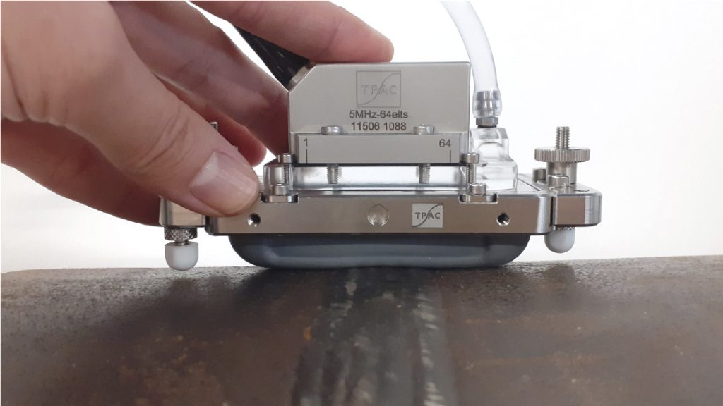 アダプティブTFMによる表面形状補正のイメージ